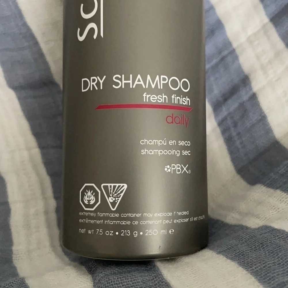 New Scruples Dry Shampoo - Picture 2 of 3